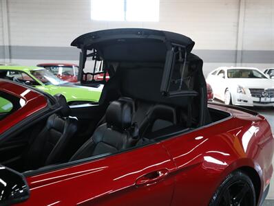 2022 Ford Mustang GT Premium Convertible - Photo 43 - Addison, IL 60101