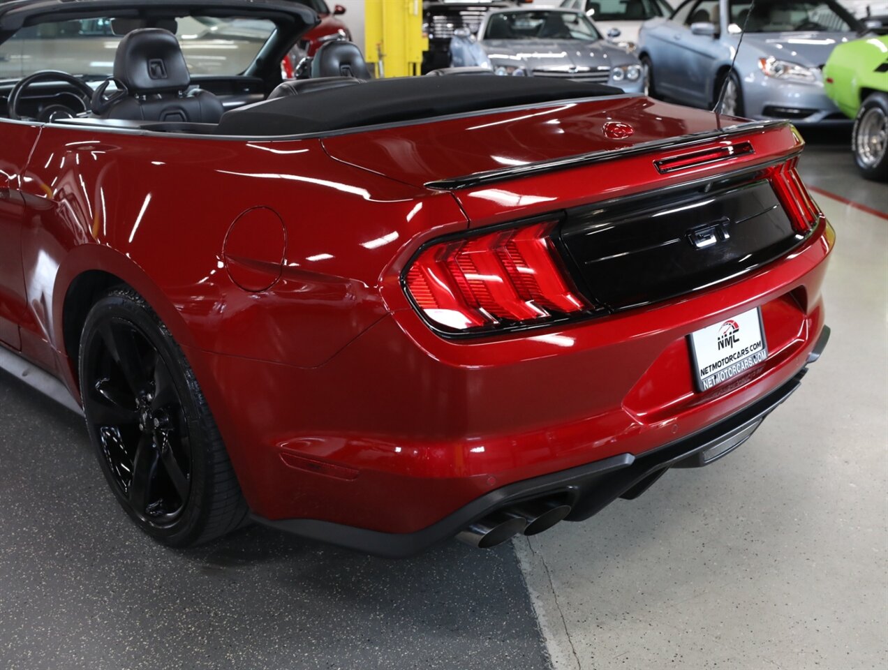2022 Ford Mustang GT Premium Convertible - Photo 13 - Addison, IL 60101