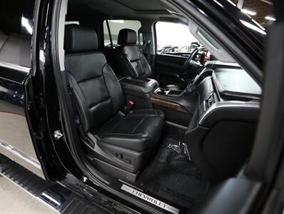 2017 Chevrolet Tahoe LT 4WD - Photo 17 - Addison, IL 60101
