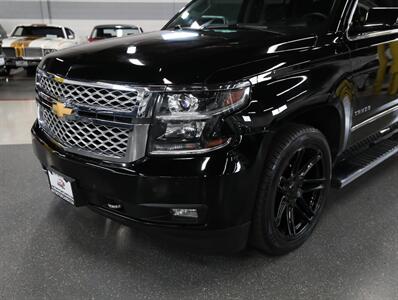 2017 Chevrolet Tahoe LT 4WD - Photo 2 - Addison, IL 60101