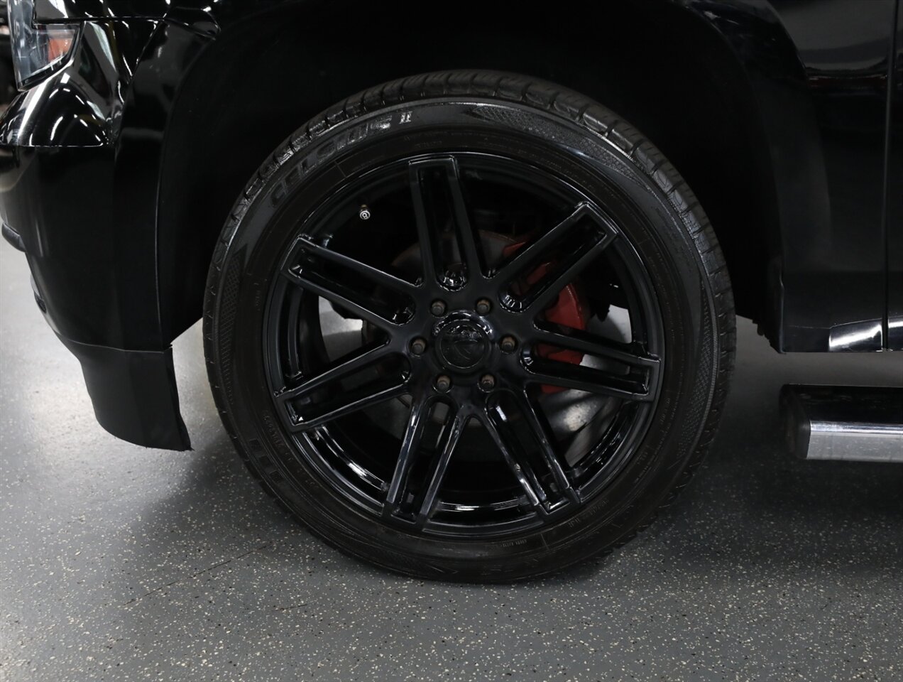 2017 Chevrolet Tahoe LT 4WD - Photo 49 - Addison, IL 60101