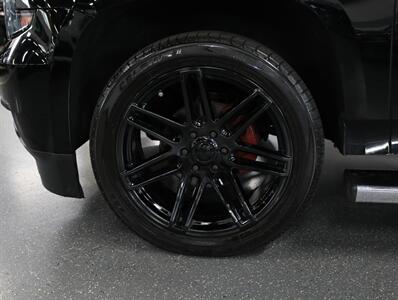 2017 Chevrolet Tahoe LT 4WD - Photo 49 - Addison, IL 60101