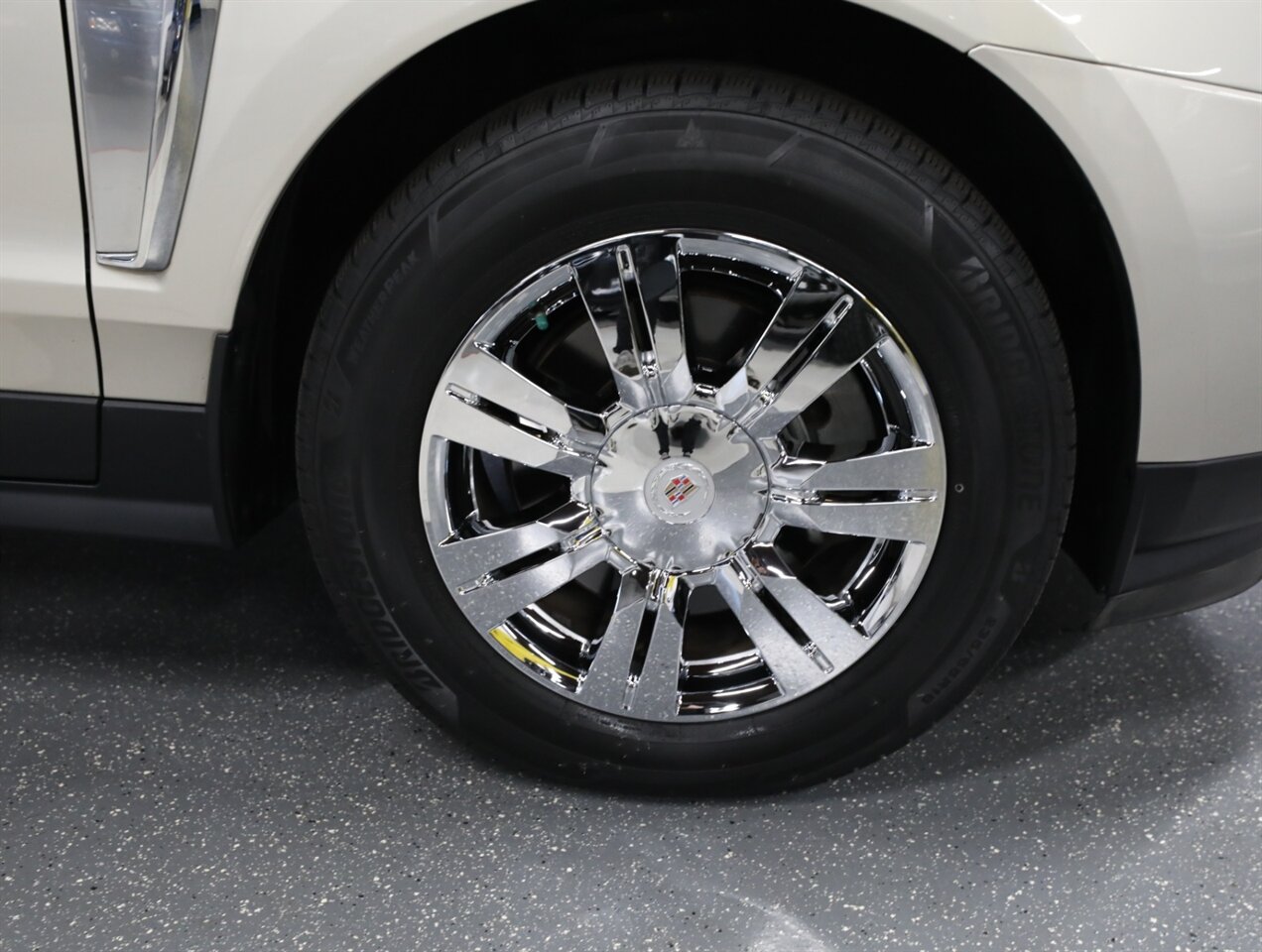 2016 Cadillac SRX Luxury Collection AWD - Photo 46 - Addison, IL 60101