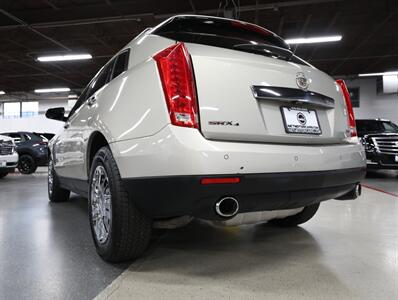 2016 Cadillac SRX Luxury Collection AWD - Photo 12 - Addison, IL 60101