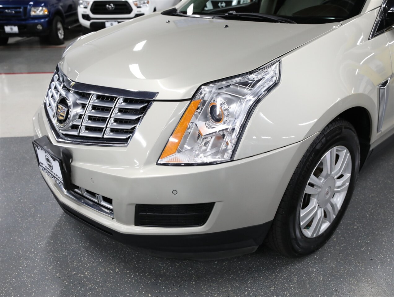 2016 Cadillac SRX Luxury Collection AWD   - Photo 3 - Addison, IL 60101