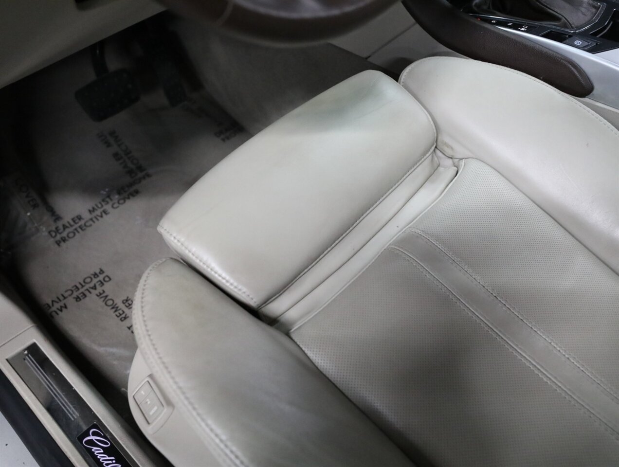 2016 Cadillac SRX Luxury Collection AWD   - Photo 34 - Addison, IL 60101