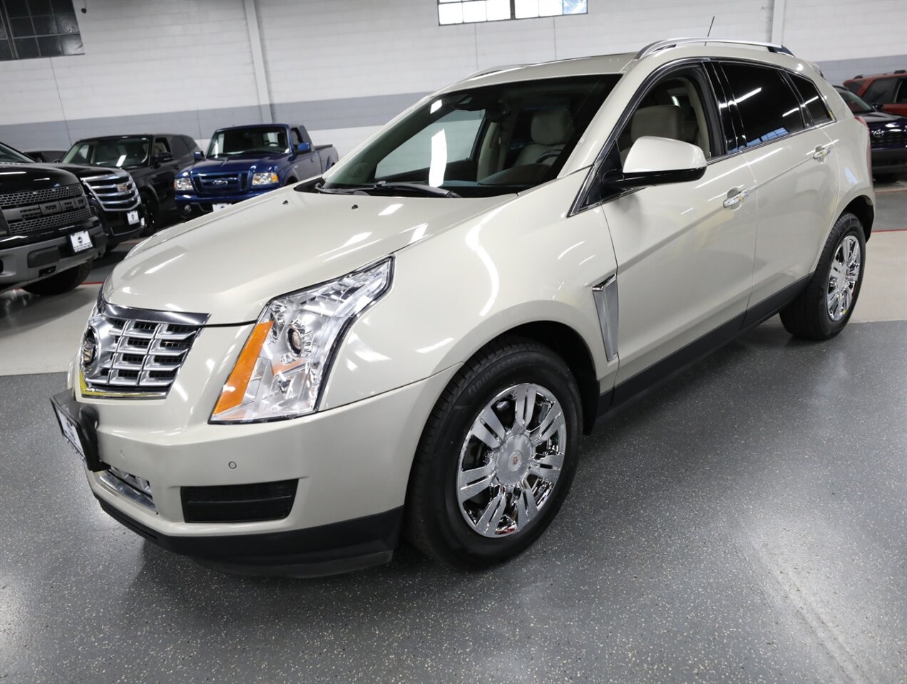 2016 Cadillac SRX Luxury Collection AWD - Photo 4 - Addison, IL 60101