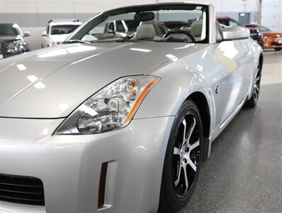 2005 Nissan 350Z Touring Convertible   - Photo 5 - Addison, IL 60101