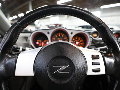 2005 Nissan 350Z Touring Convertible   - Photo 31 - Addison, IL 60101