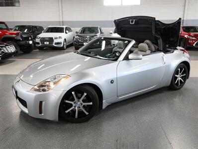 2005 Nissan 350Z Touring Convertible   - Photo 38 - Addison, IL 60101