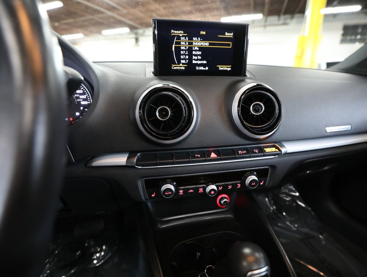 2016 Audi A3 2.0T quattro Premium - Photo 30 - Addison, IL 60101