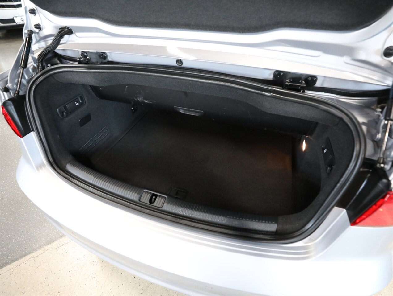 2016 Audi A3 2.0T quattro Premium - Photo 22 - Addison, IL 60101