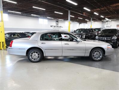 2008 Lincoln Town Car Signature Limited   - Photo 8 - Addison, IL 60101