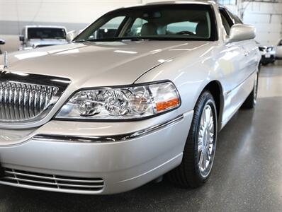 2008 Lincoln Town Car Signature Limited   - Photo 5 - Addison, IL 60101