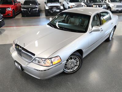 2008 Lincoln Town Car Signature Limited   - Photo 2 - Addison, IL 60101