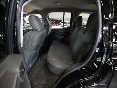 2015 Nissan Xterra PRO-4X 4x4   - Photo 27 - Addison, IL 60101