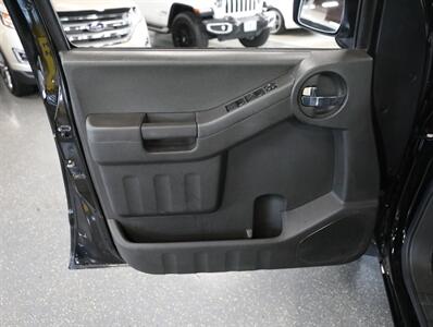 2015 Nissan Xterra PRO-4X 4x4   - Photo 29 - Addison, IL 60101