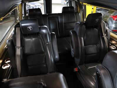 2018 Chevrolet Express 2500 Explorer Conversion   - Photo 23 - Addison, IL 60101