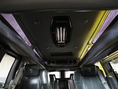 2018 Chevrolet Express 2500 Explorer Conversion   - Photo 33 - Addison, IL 60101