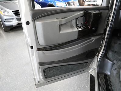 2018 Chevrolet Express 2500 Explorer Conversion   - Photo 30 - Addison, IL 60101