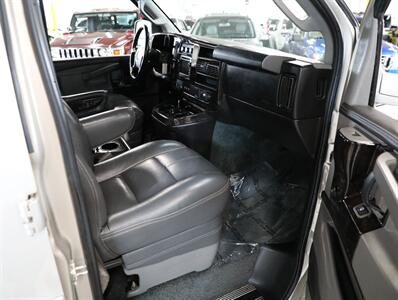 2018 Chevrolet Express 2500 Explorer Conversion   - Photo 15 - Addison, IL 60101