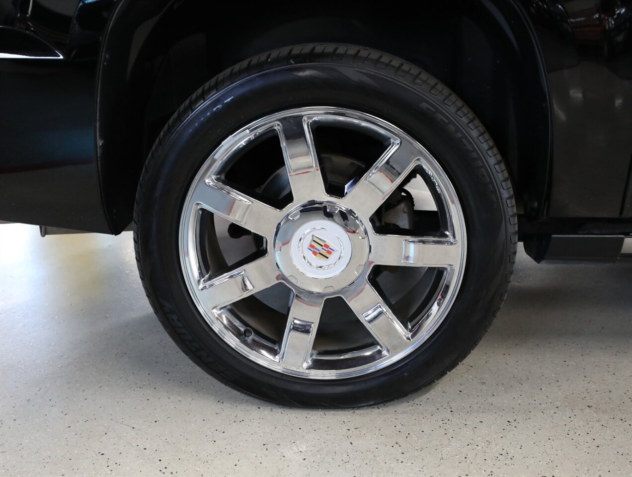 2012 Cadillac Escalade EXT Premium   - Photo 46 - Addison, IL 60101