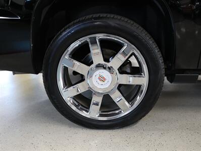 2012 Cadillac Escalade EXT Premium   - Photo 46 - Addison, IL 60101