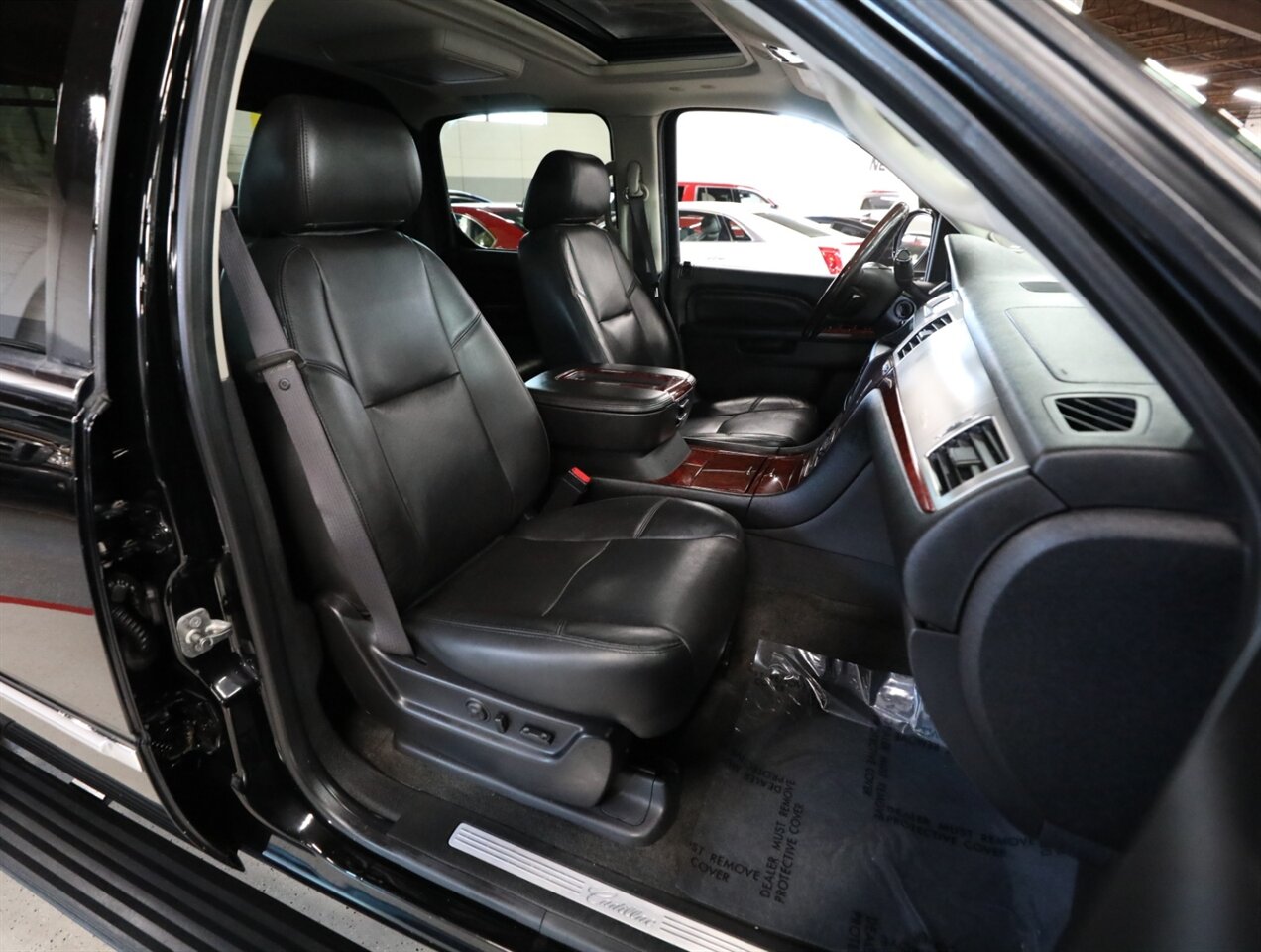 2012 Cadillac Escalade EXT Premium   - Photo 19 - Addison, IL 60101