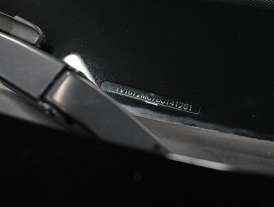 2013 Volvo C70 T5 Premier Plus   - Photo 34 - Addison, IL 60101