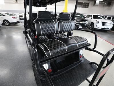 2022 TOMBERLIN E-MERGE GHOSTHAWK W/REAR FACING SEAT   - Photo 23 - Addison, IL 60101