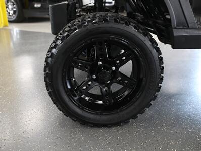 2022 TOMBERLIN E-MERGE GHOSTHAWK W/REAR FACING SEAT   - Photo 43 - Addison, IL 60101