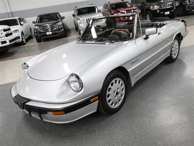 1986 Alfa Romeo Spider Veloce Graduate   - Photo 4 - Addison, IL 60101