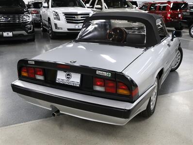 1986 Alfa Romeo Spider Veloce Graduate   - Photo 49 - Addison, IL 60101