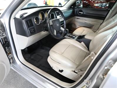 2007 Dodge Magnum RT Wagon   - Photo 31 - Addison, IL 60101