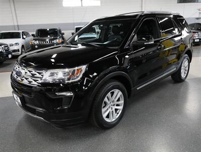 2018 Ford Explorer XLT 4X4   - Photo 4 - Addison, IL 60101