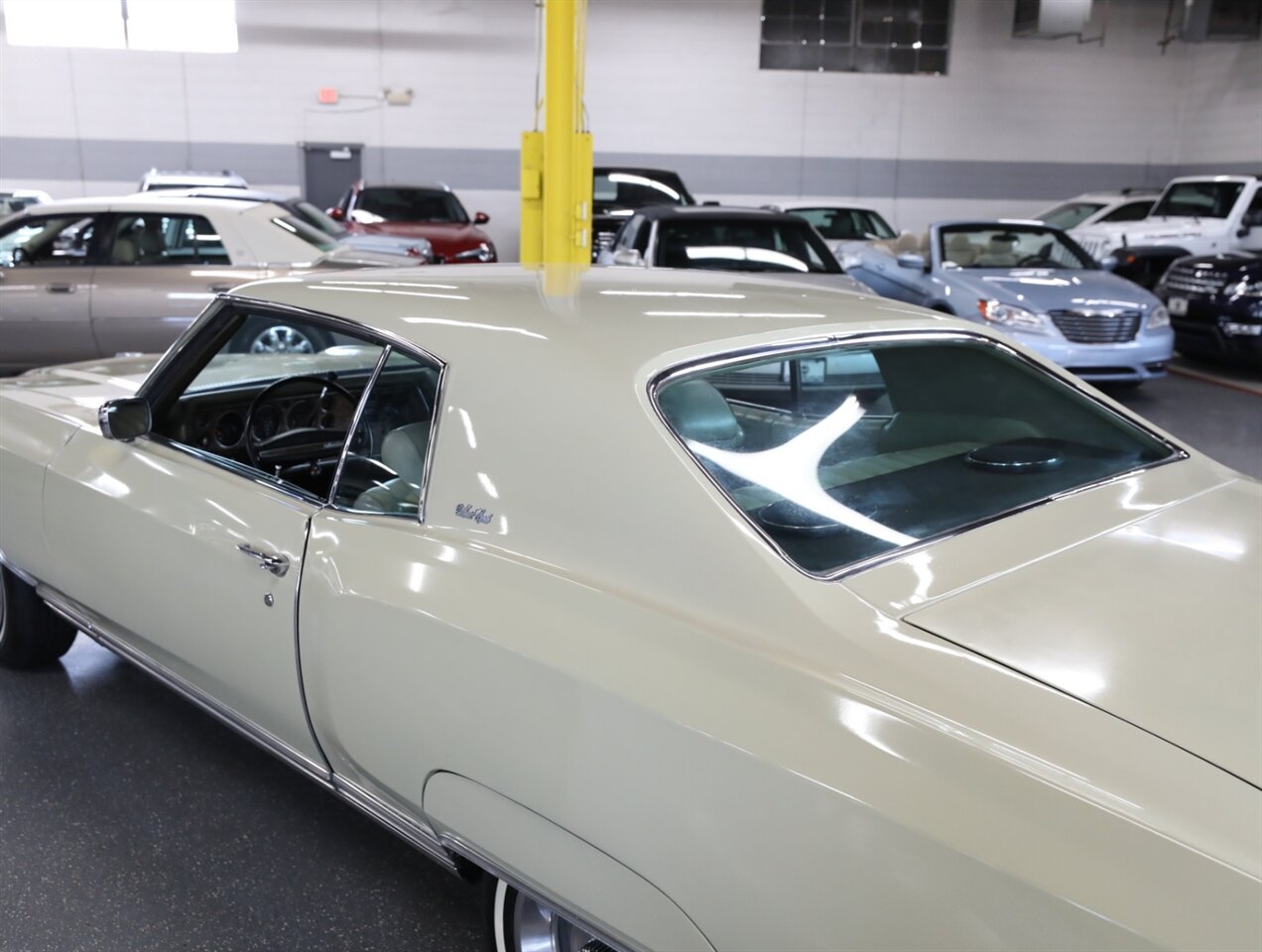 1972 Chevrolet Monte Carlo - Photo 23 - Addison, IL 60101