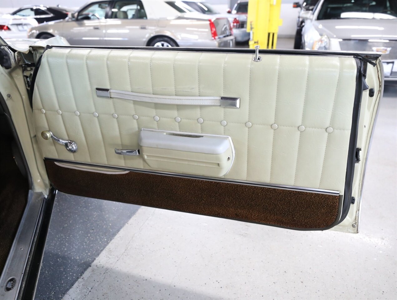 1972 Chevrolet Monte Carlo - Photo 28 - Addison, IL 60101