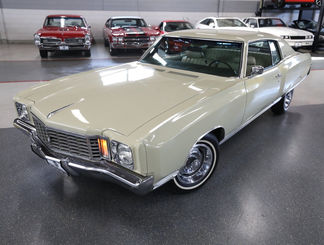 1972 Chevrolet Monte Carlo - Photo 2 - Addison, IL 60101
