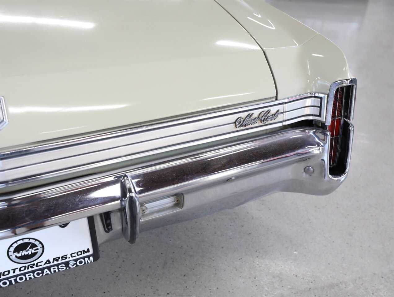 1972 Chevrolet Monte Carlo - Photo 16 - Addison, IL 60101