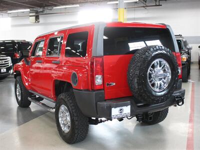 2009 Hummer H3 Luxury   - Photo 17 - Addison, IL 60101