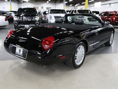 2002 Ford Thunderbird Deluxe   - Photo 9 - Addison, IL 60101