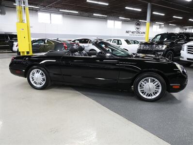 2002 Ford Thunderbird Deluxe   - Photo 8 - Addison, IL 60101