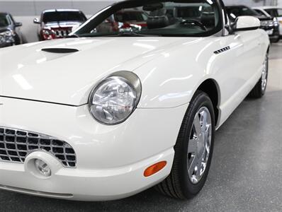 2002 Ford Thunderbird Deluxe   - Photo 6 - Addison, IL 60101