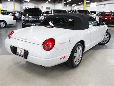 2002 Ford Thunderbird Deluxe   - Photo 37 - Addison, IL 60101