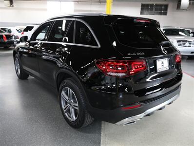 2021 Mercedes-Benz GLC 300 4MATIC   - Photo 13 - Addison, IL 60101