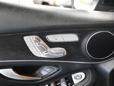 2021 Mercedes-Benz GLC 300 4MATIC   - Photo 29 - Addison, IL 60101