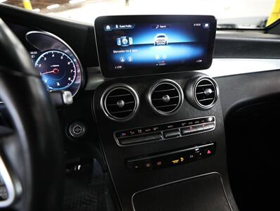 2021 Mercedes-Benz GLC 300 4MATIC   - Photo 35 - Addison, IL 60101