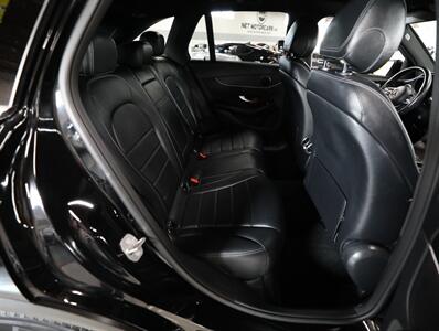 2021 Mercedes-Benz GLC 300 4MATIC   - Photo 21 - Addison, IL 60101