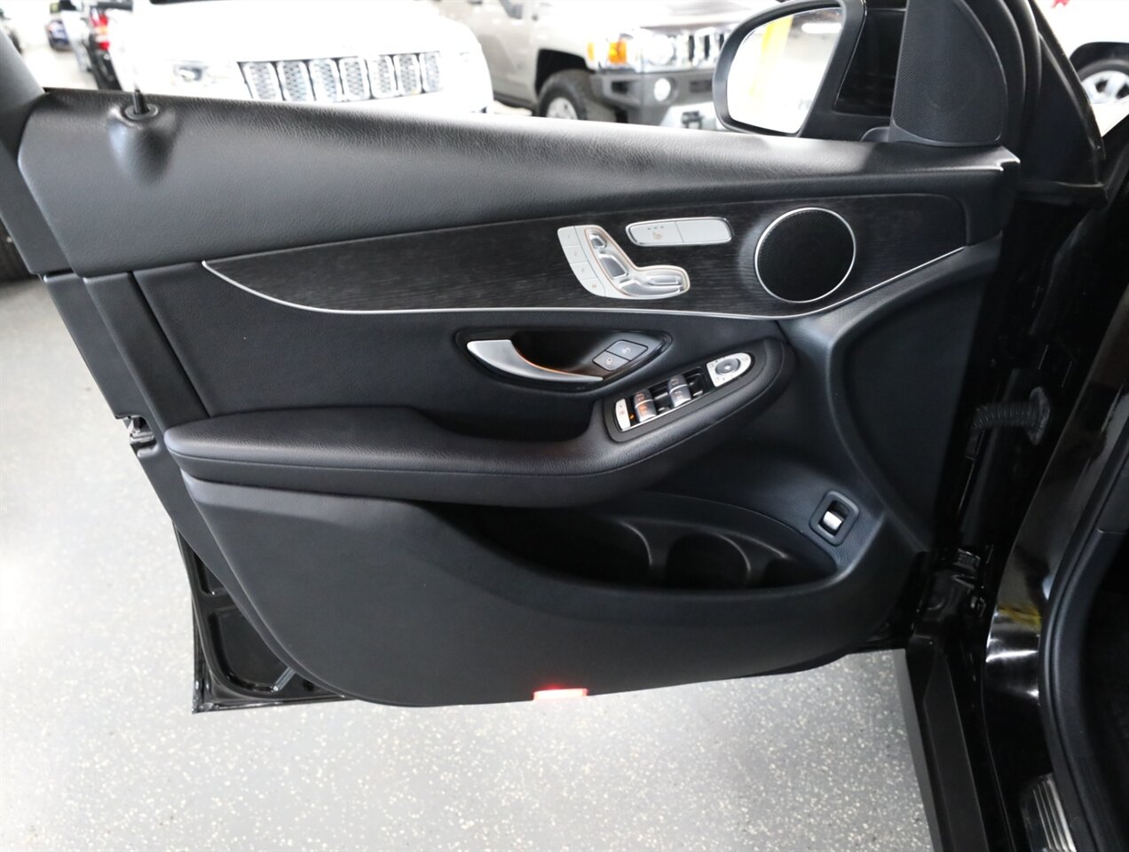 2021 Mercedes-Benz GLC GLC 300 4MATIC - Photo 28 - Addison, IL 60101