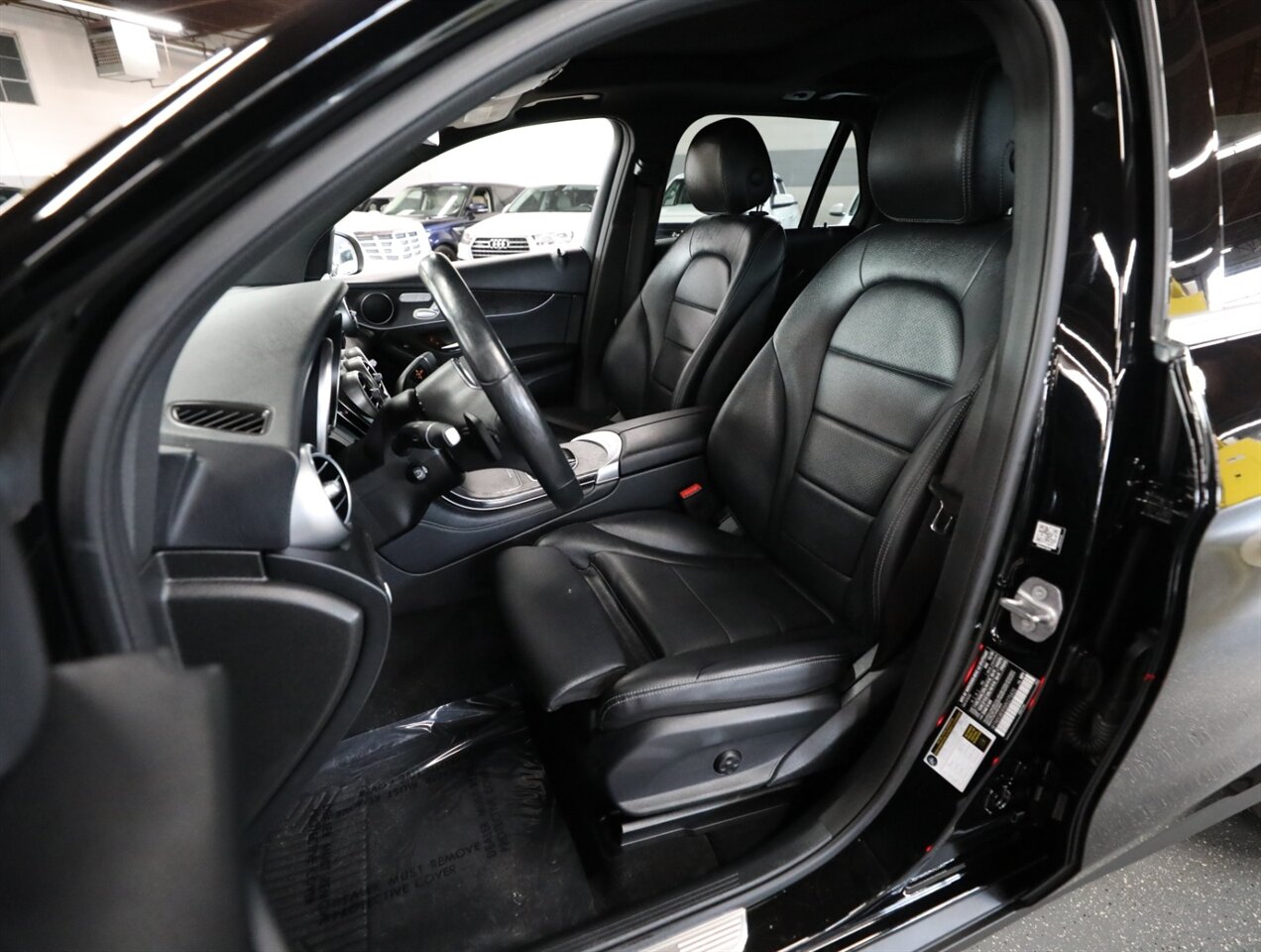 2021 Mercedes-Benz GLC GLC 300 4MATIC - Photo 31 - Addison, IL 60101